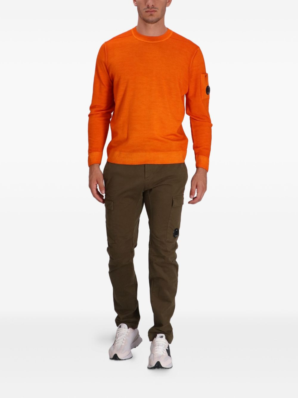 lens-detail crew-neck sweater - 2