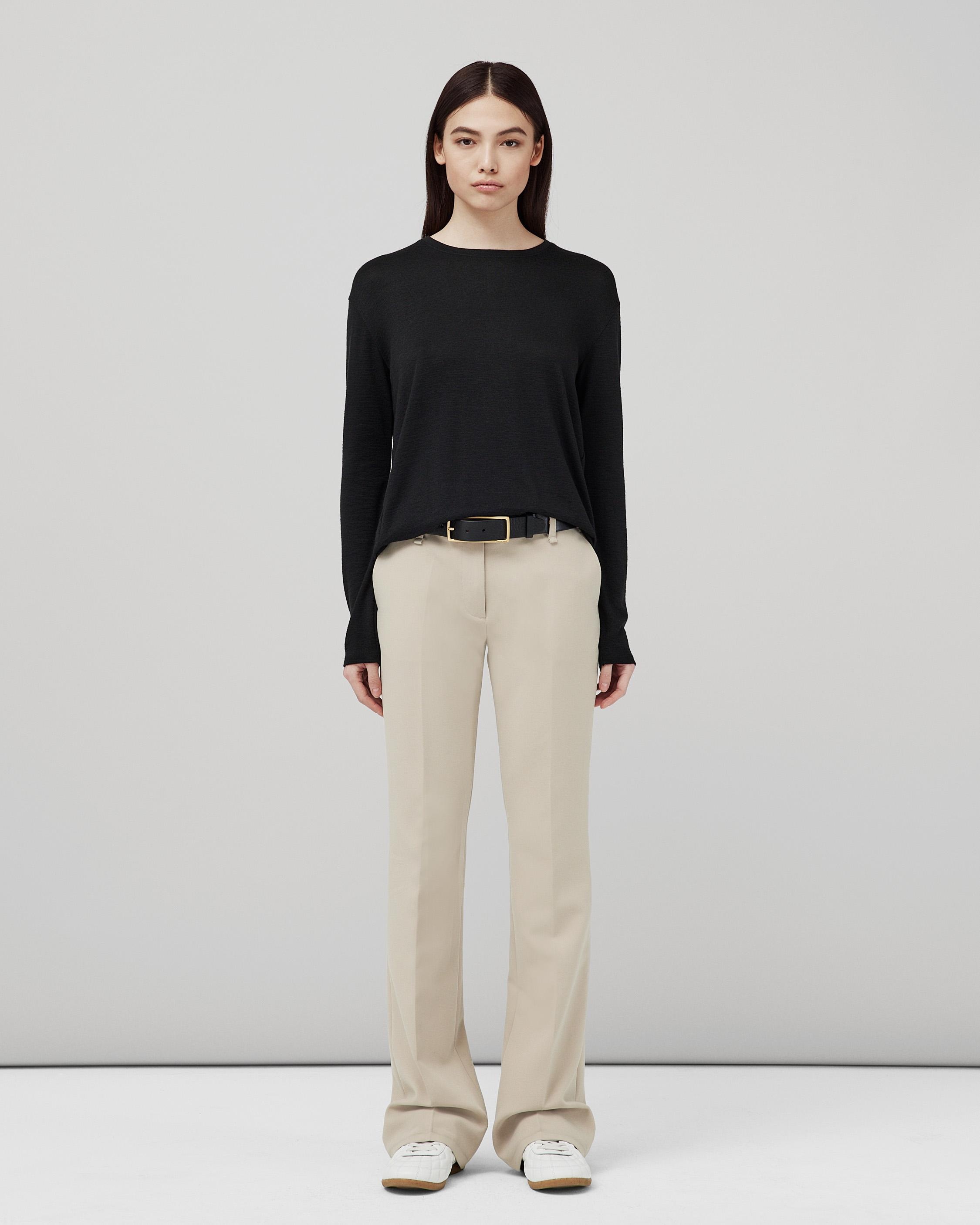 The Knit Long Sleeve Tee
Jersey T-Shirt - 2