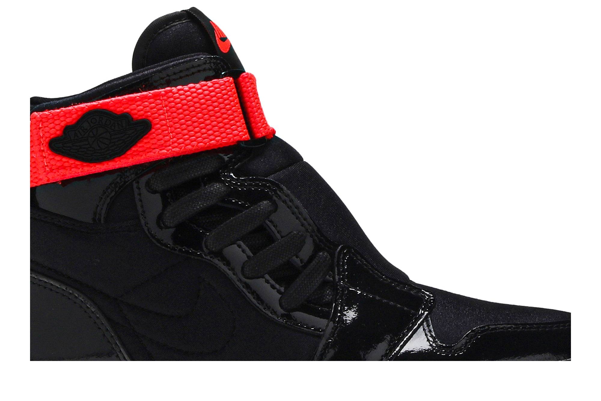 Wmns Air Jordan 1 Nova XX 'Bred' - 2