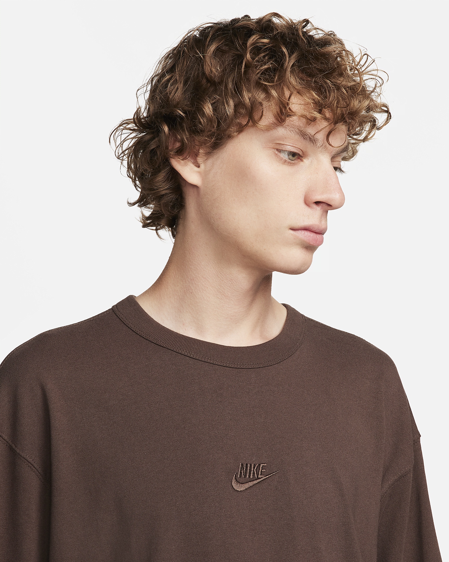 Nike Sportswear Premium Essentials Men's Long-Sleeve T-Shirt - 3