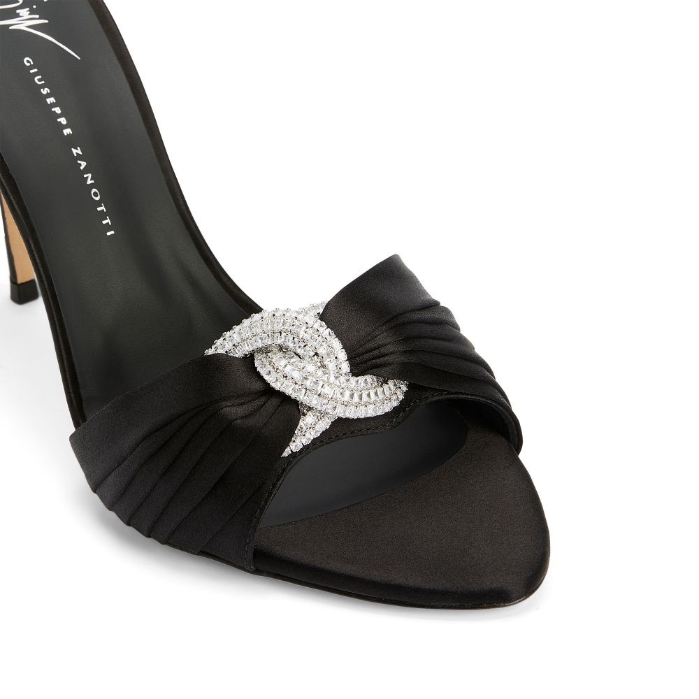 Intriigo Knot - 5