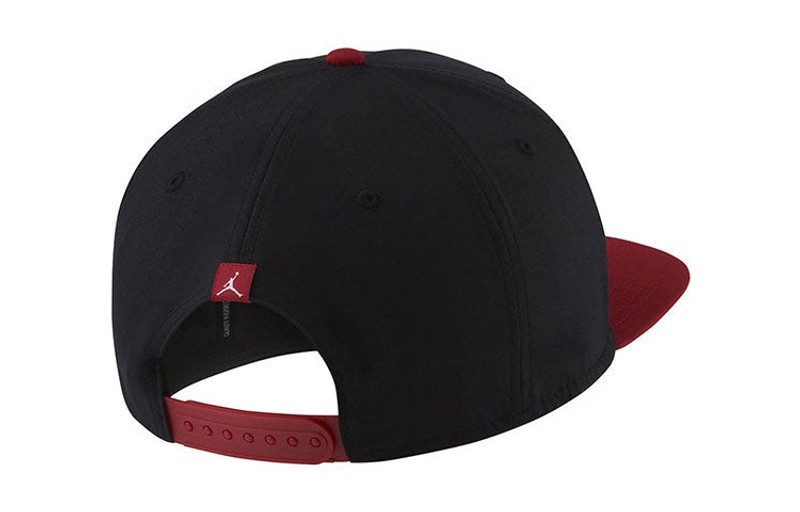 Jordan Air Jordan Pro Jumpman Classic Snapback 'Black Red' DC3681-010 outlook