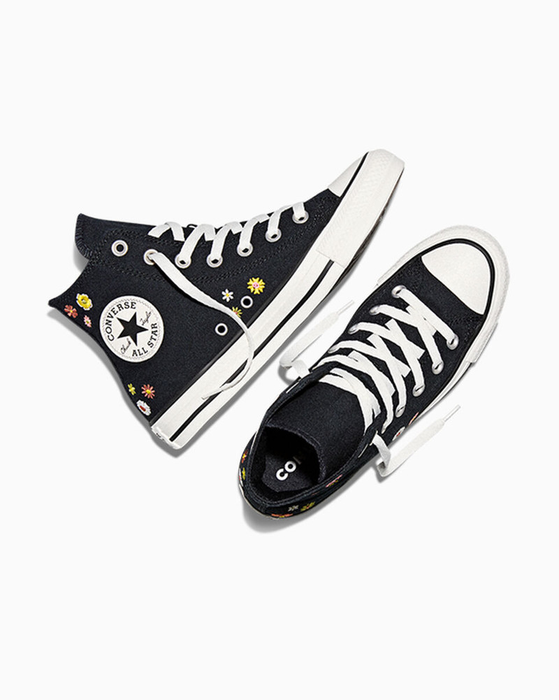 Chuck Taylor All Star Embroidered Florals 6