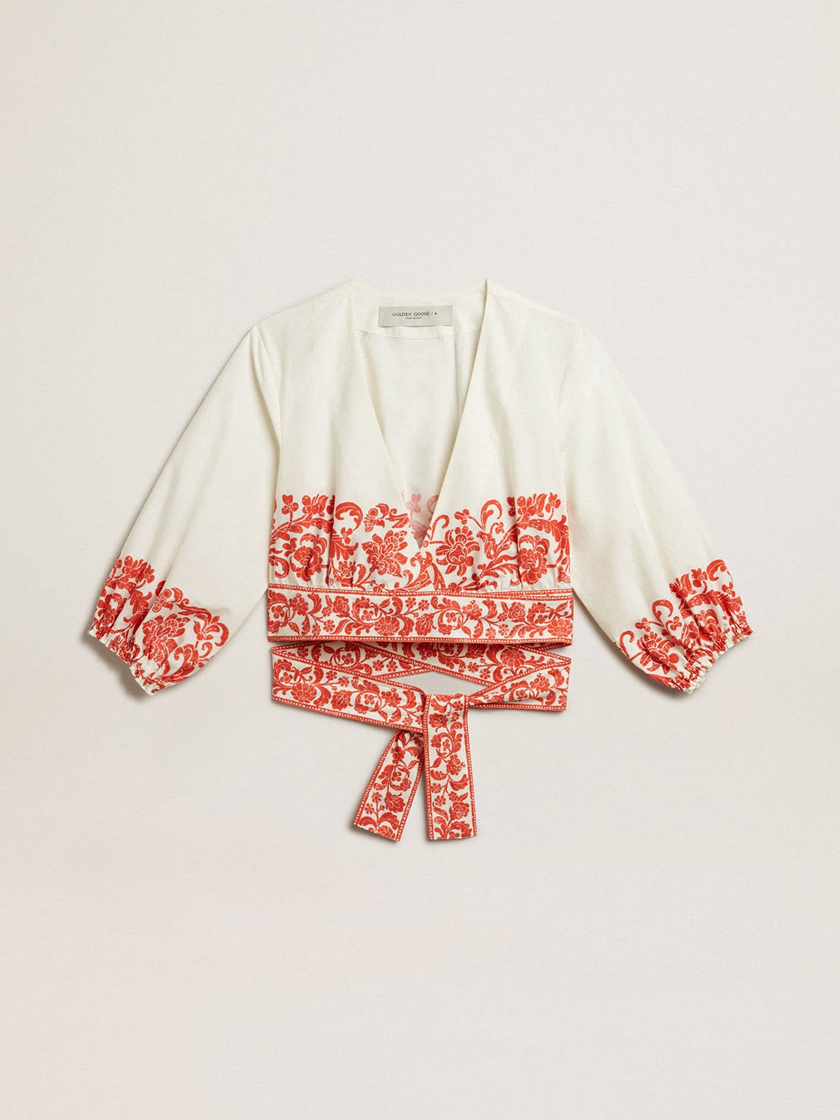 Cotton crop top with seasonal print - 1