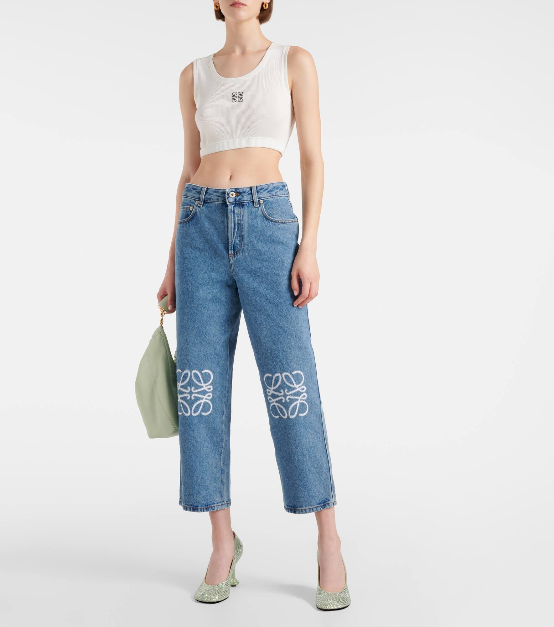 送料関税込【LOEWE】Anagram mid-rise cropped straight jeans LOEWE Anagram Crop Mid-Rise Jeans | Saks Fifth Avenue