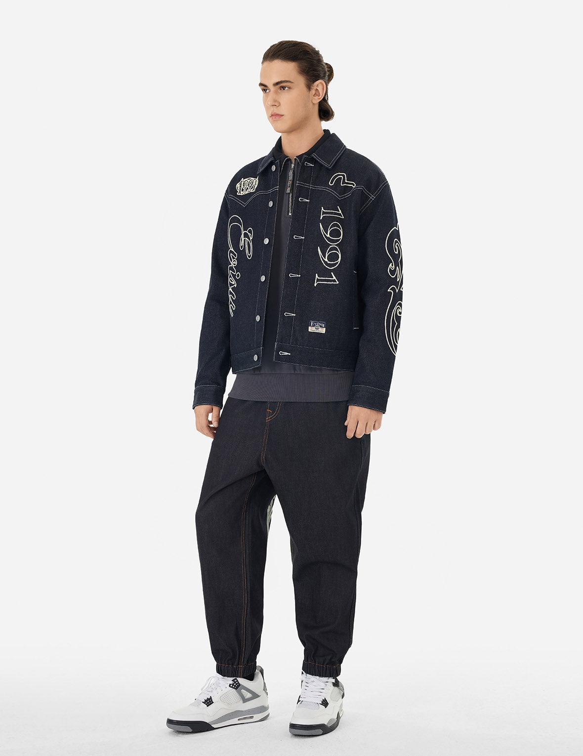 Western Style and Logo Embroidery Denim Jacket - 4