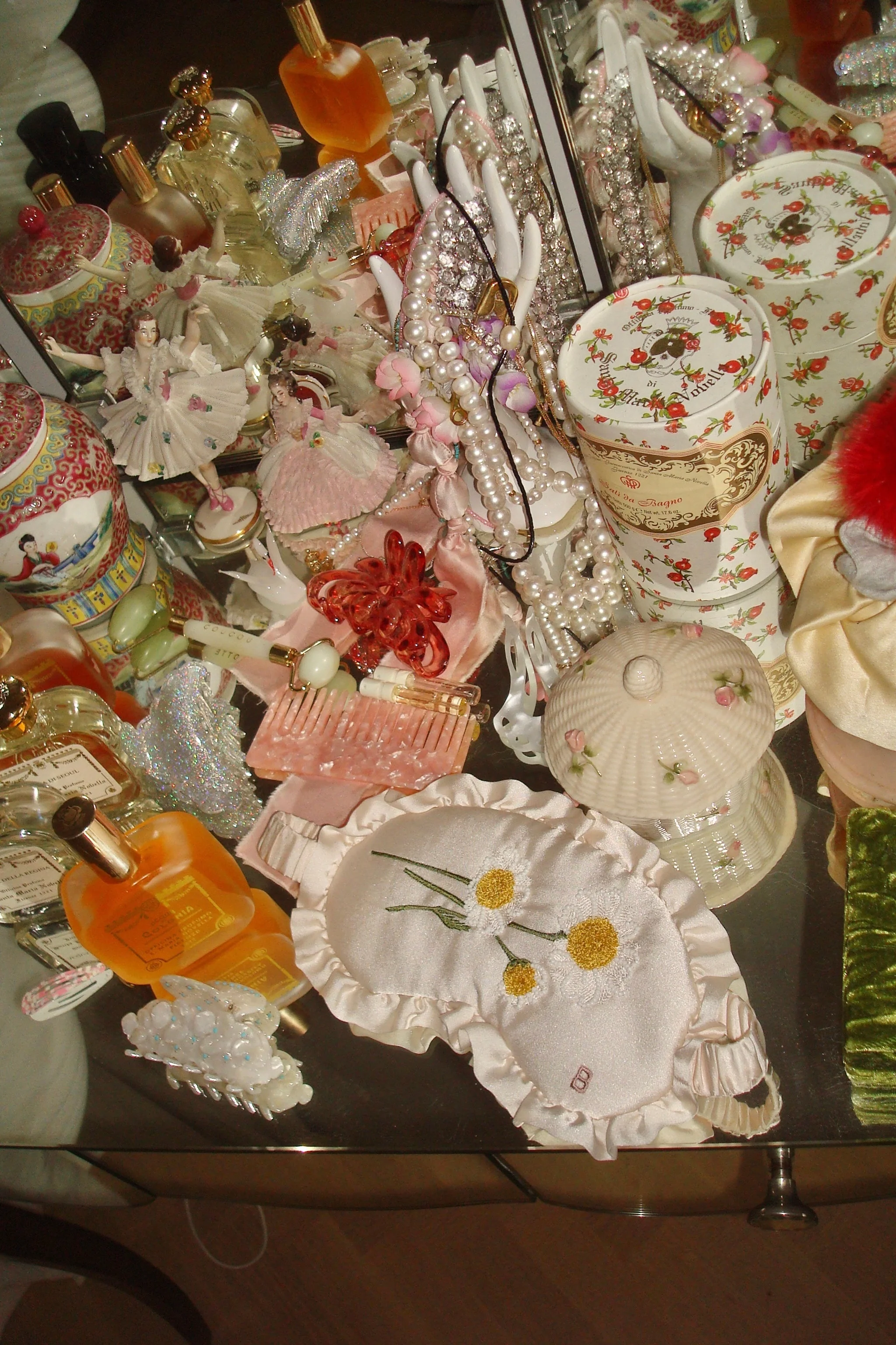 Silk Daisy Sleeping mask - 1