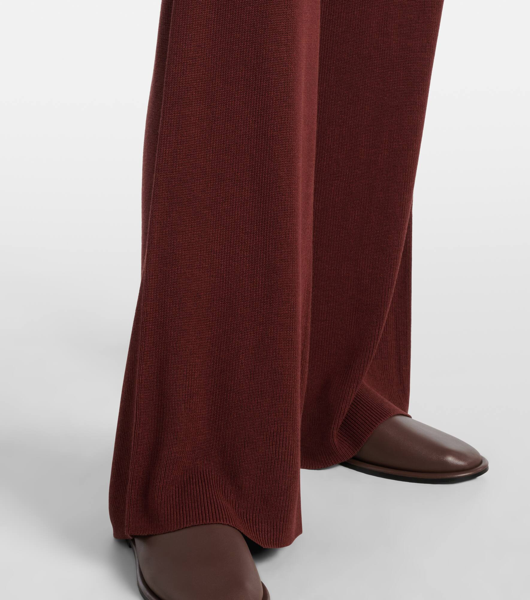 Silk-blend wide-leg pants - 5