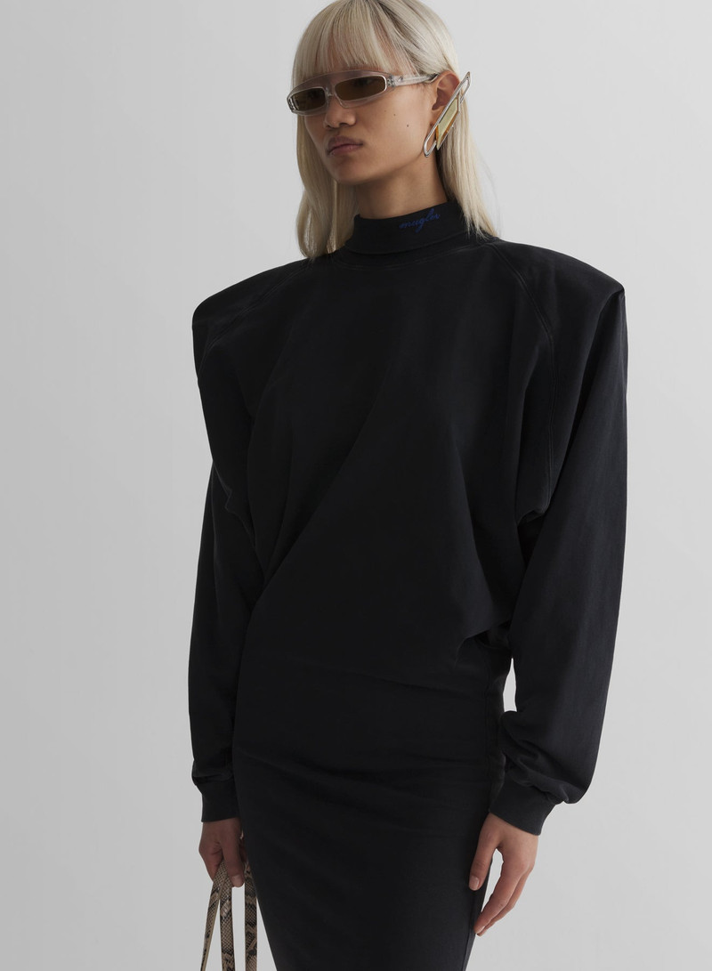 black bat sleeves t-shirt dress 4