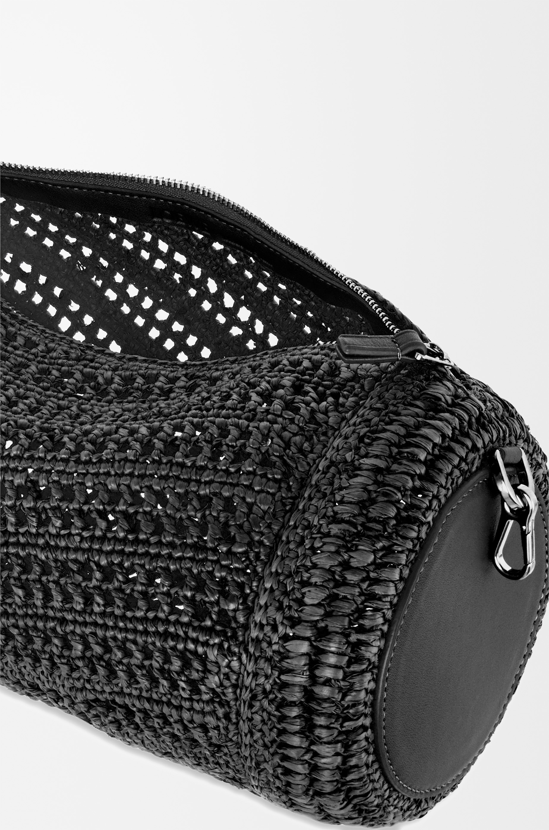 Bracelet pouch in raffia and calfskin - 4
