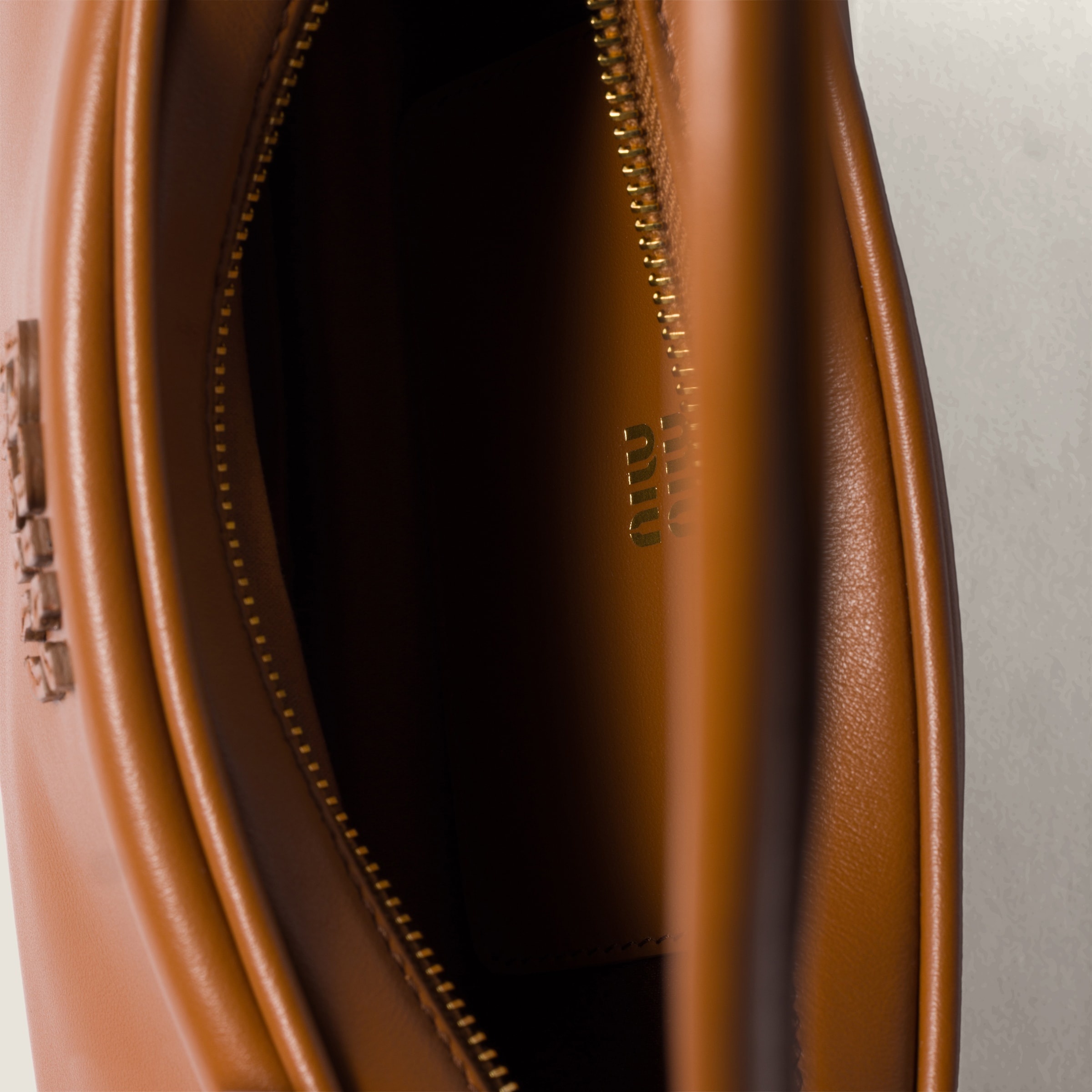 Leather pouch - 4