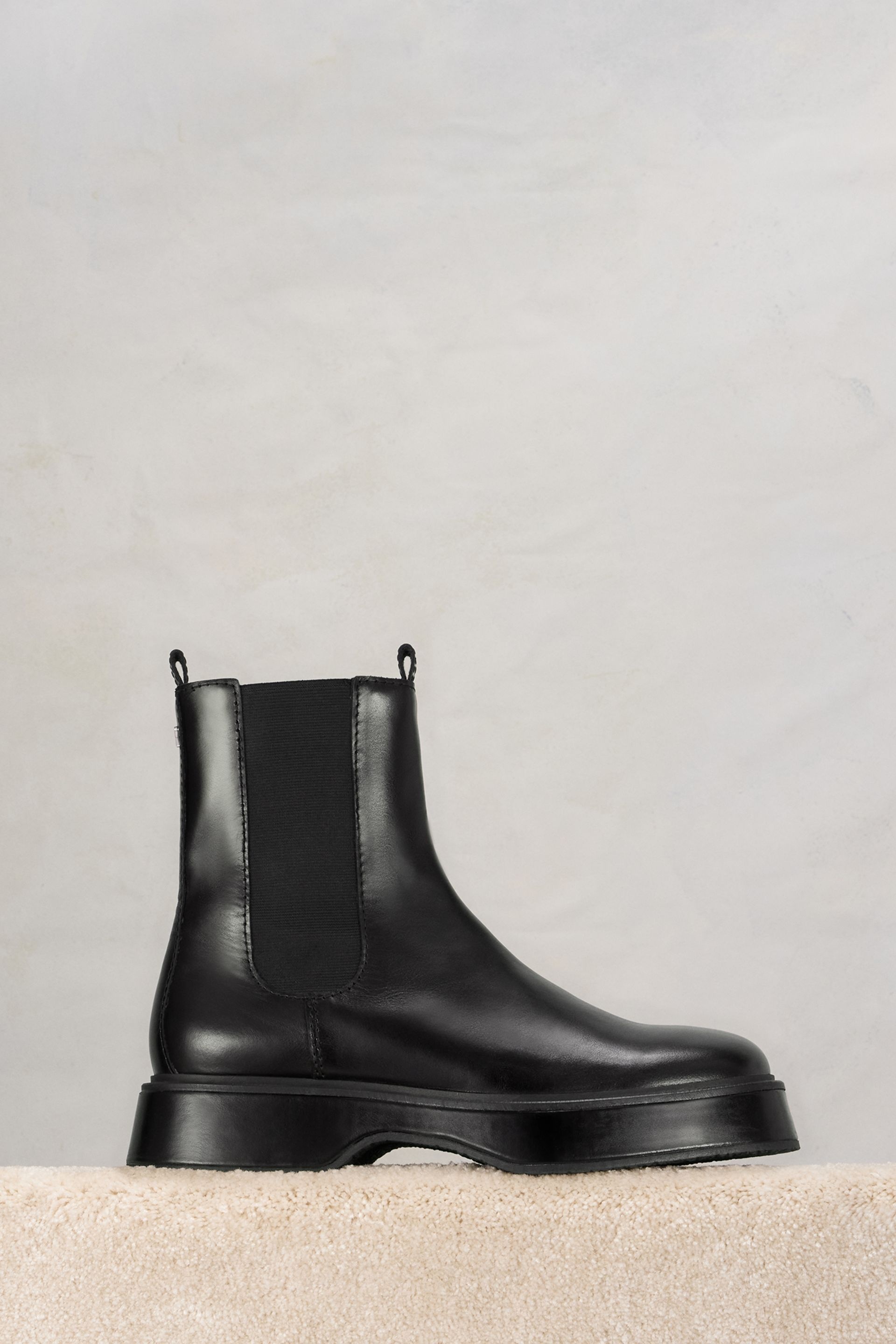 Square Toe Chelsea Boots - 1