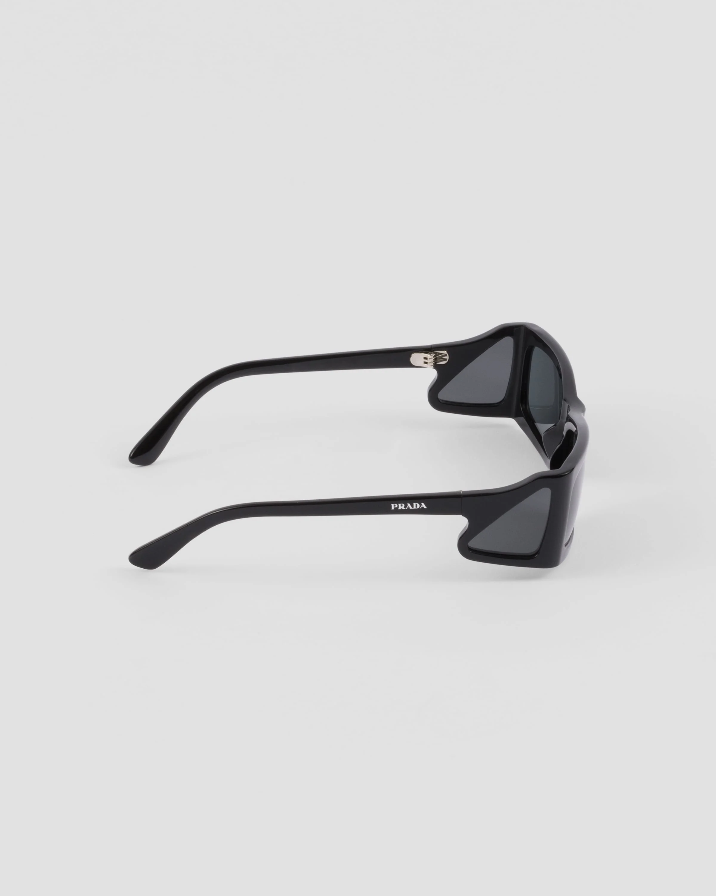 小物 PRADA 24aw RUNWAY SUNGLASS Prada Eyewear Runway Sunglasses | Black | FARFETCH