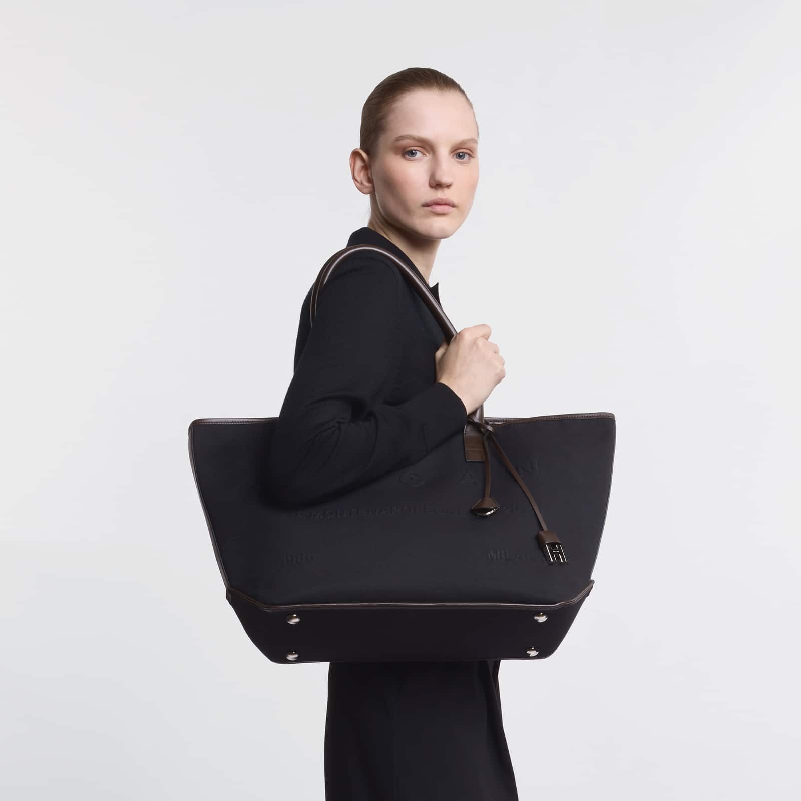 Hogan Script Shopping Bag Medium - 8