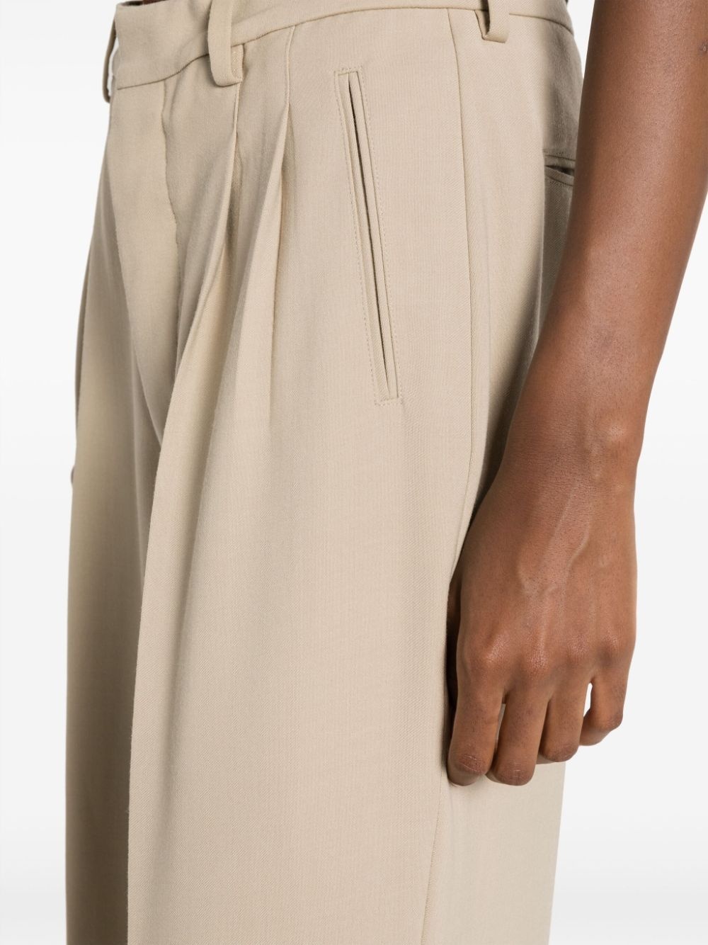 pressed-crease straight-leg trousers - 10