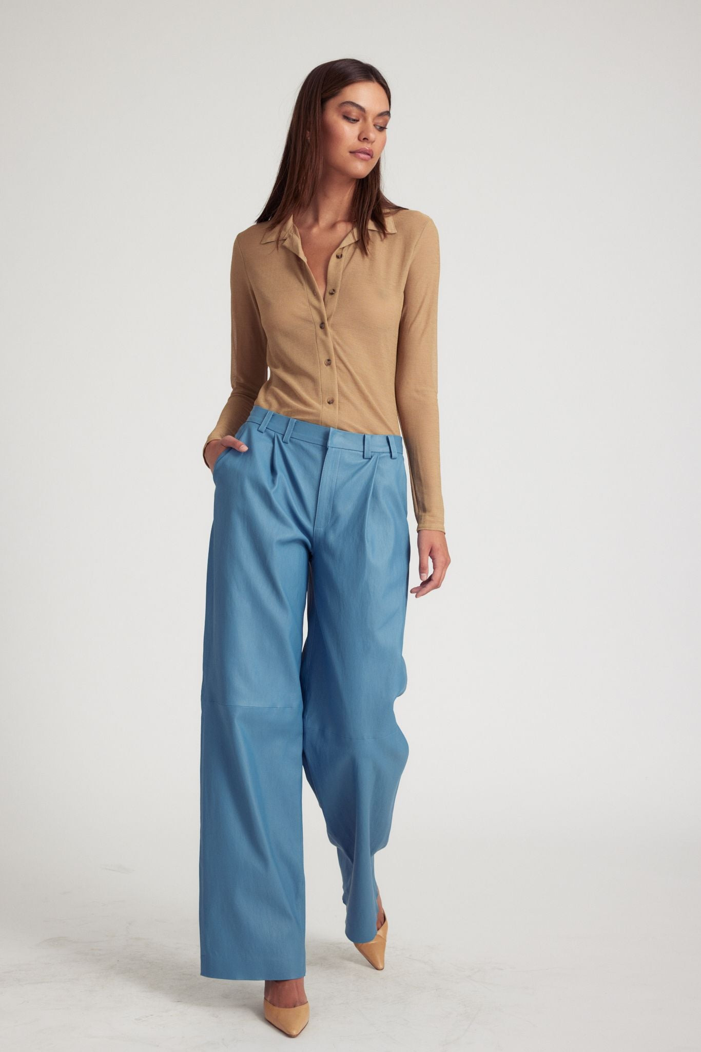 CHAMBRAY BLUE LEATHER PLEATED TROUSERS - 3