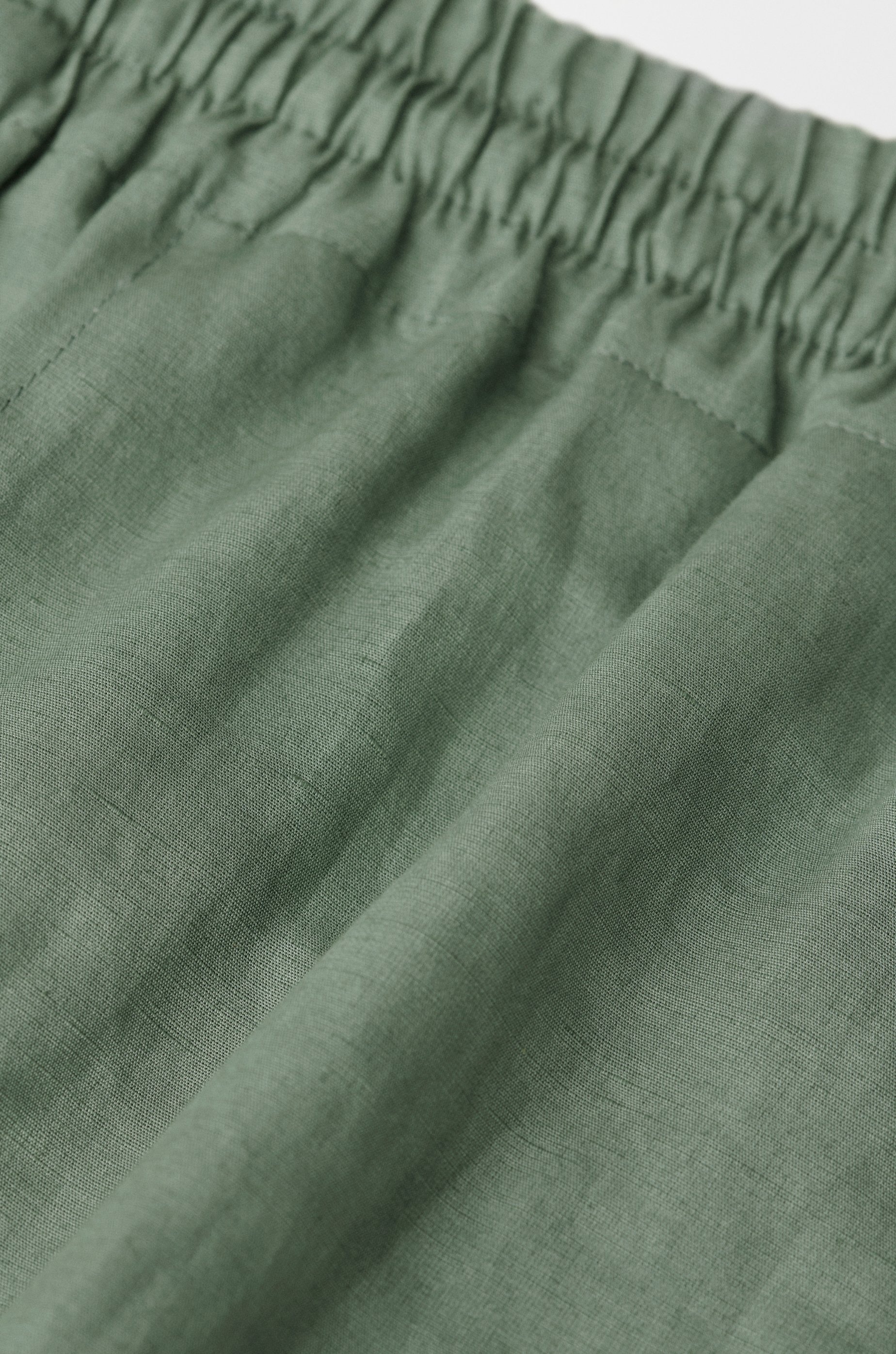 Cropped trousers in viscose and linen - 6