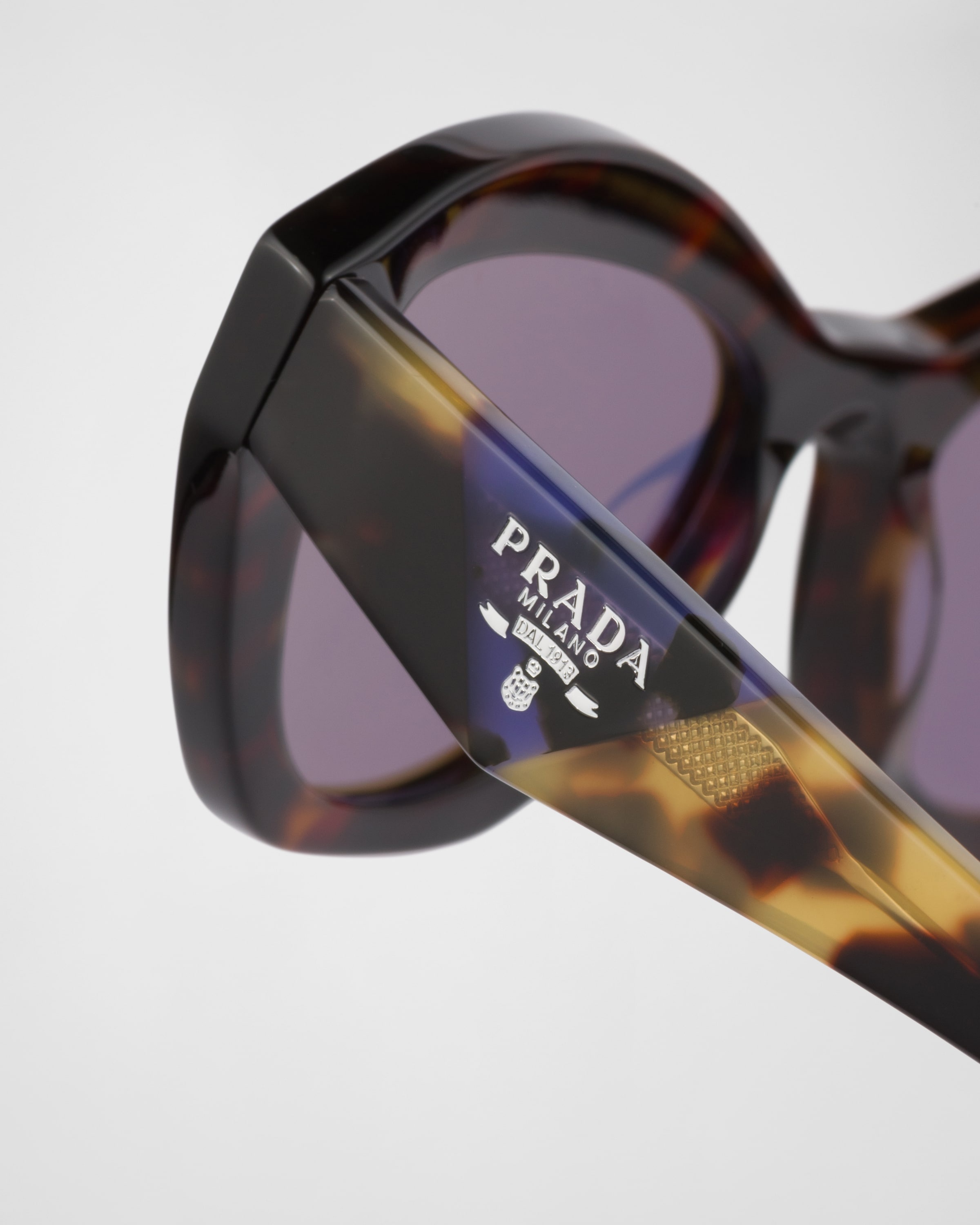 Sunglasses with Prada logo - 5