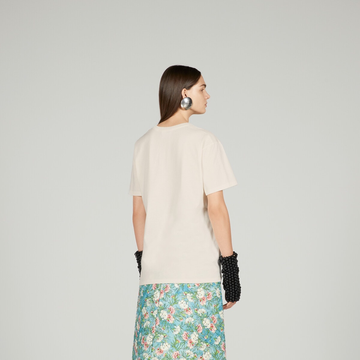 【国内発送★GUCCI】“GUCCI WOOF WOOF” コットン Tシャツ GUCCI 'Gucci Woof Woof' print cotton T-shirt | REVERSIBLE