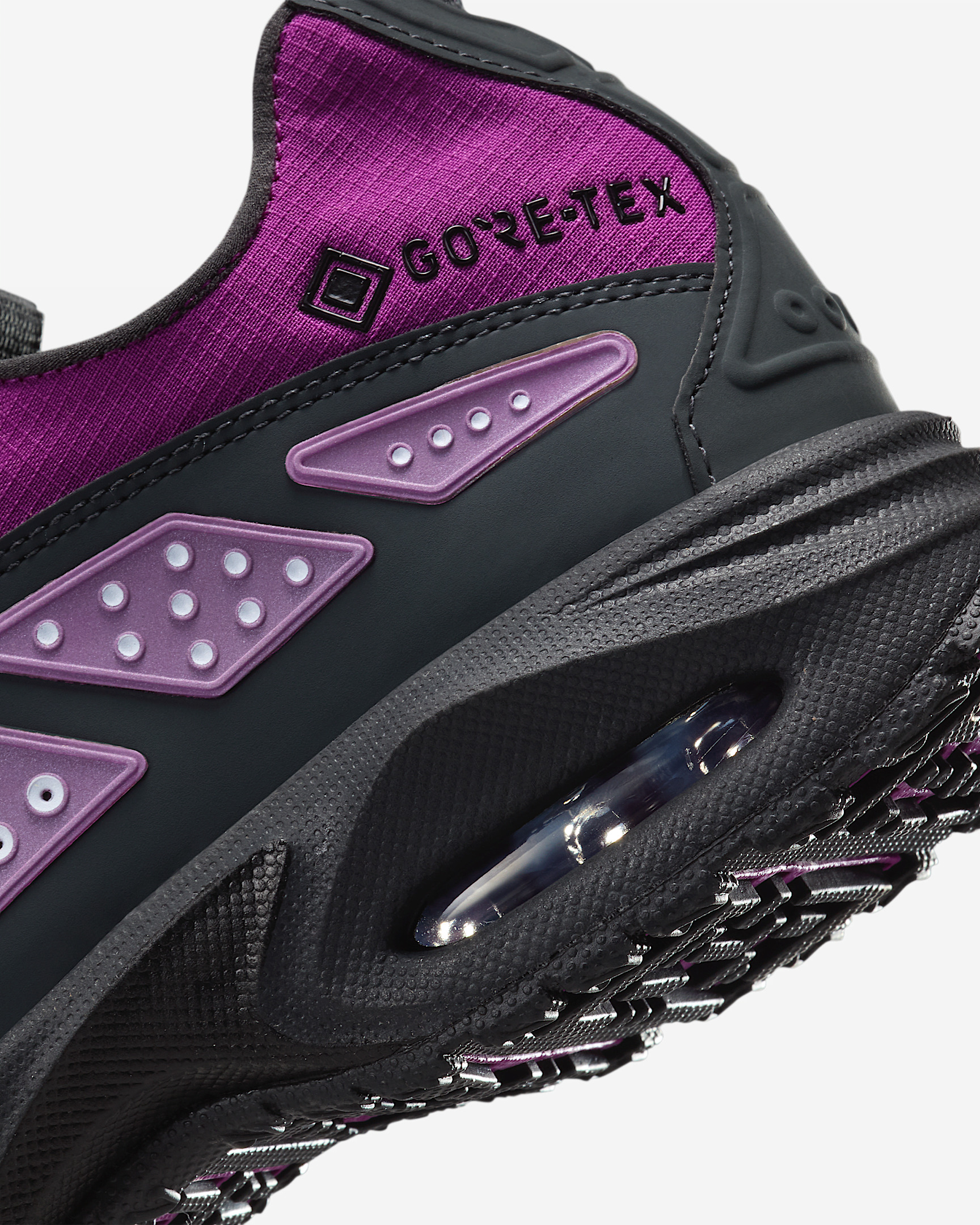 Nike Air Max SNDR GTX Women's Shoes - 8