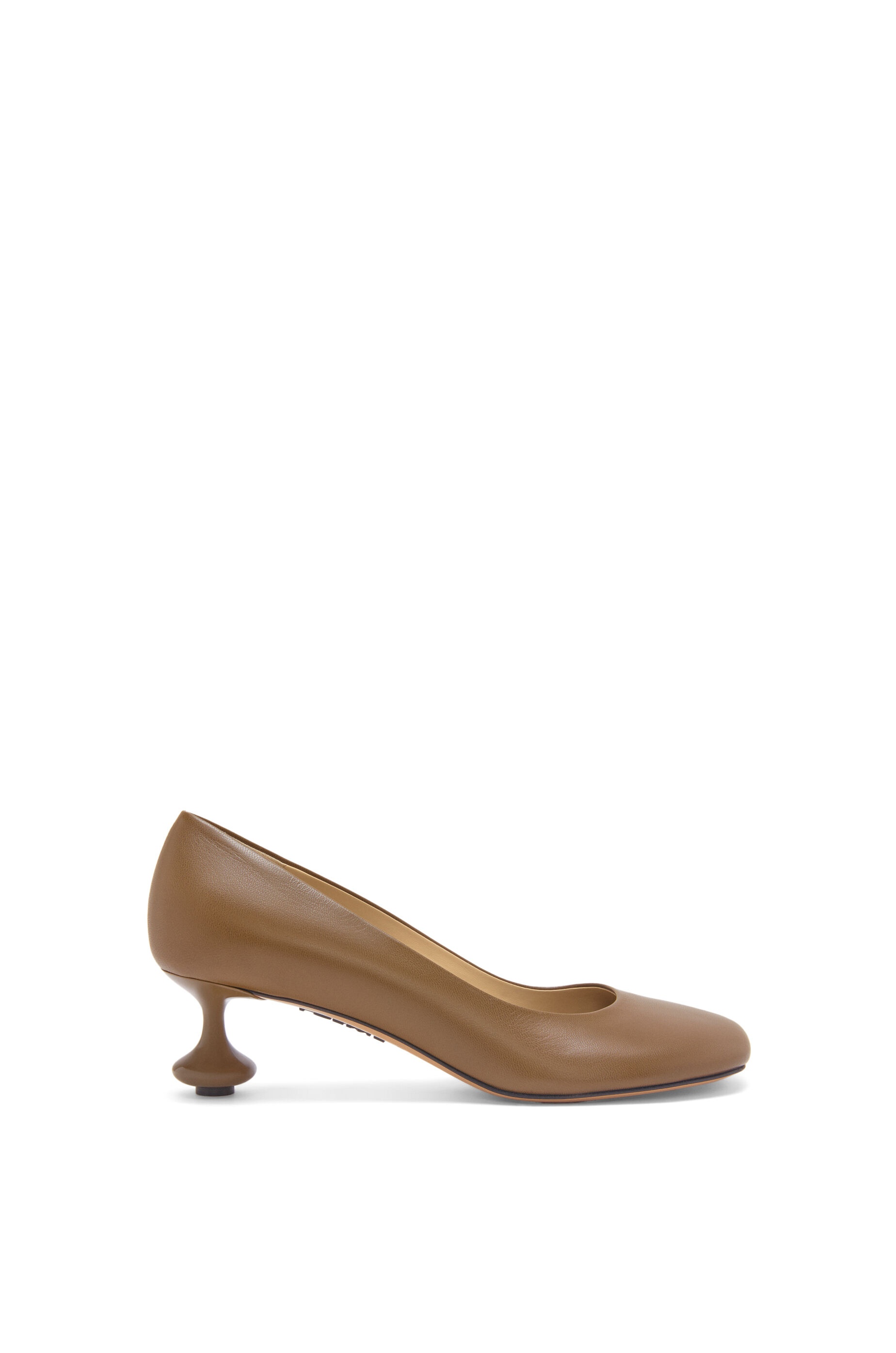 Toy pump in goatskin - 1