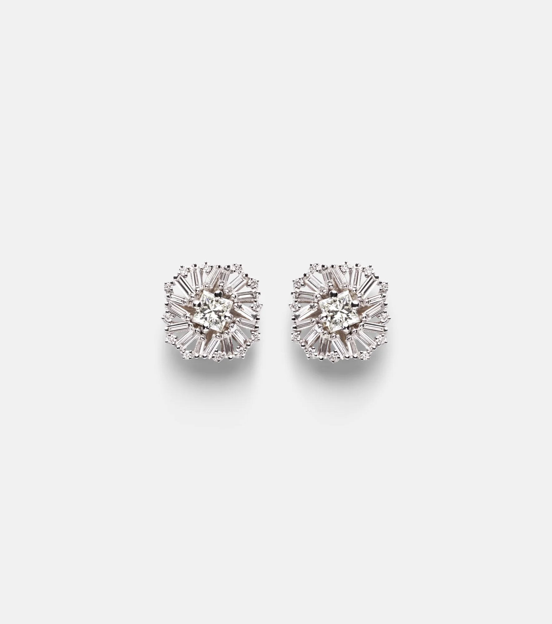 Princess Burst 18kt white gold stud earrings with diamonds - 1