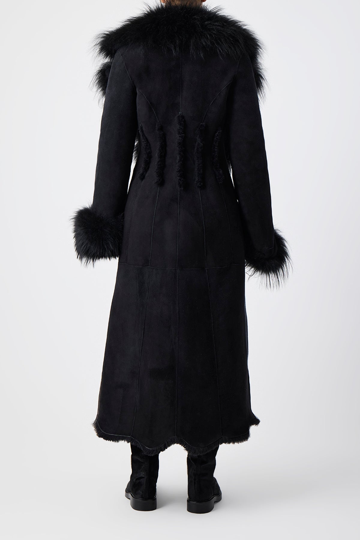 Prufrock Coat in Black Cashmere Shearling - 7