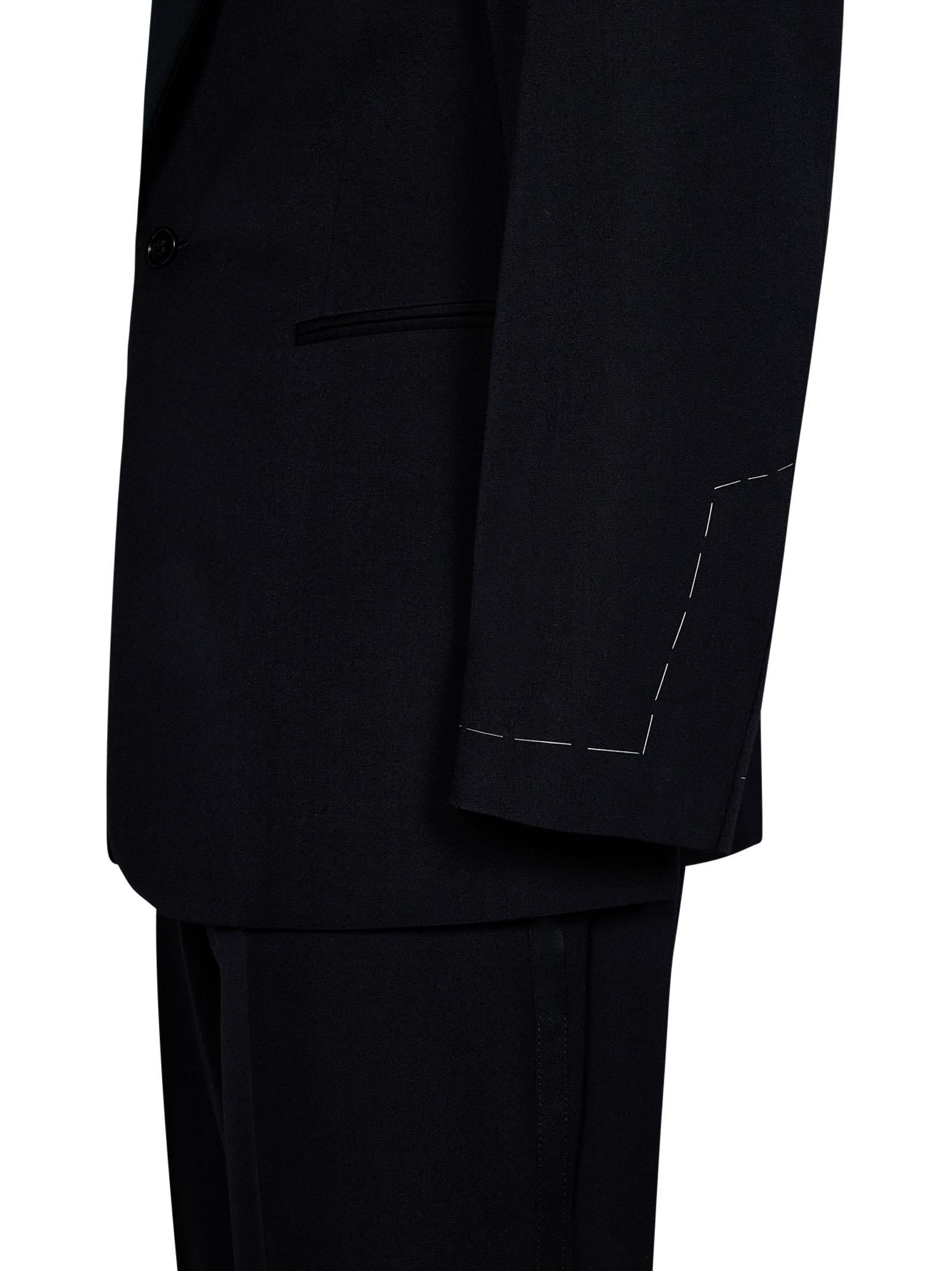 Black cashmere wool suit with single-breasted jacket and tailored trousers. - 4