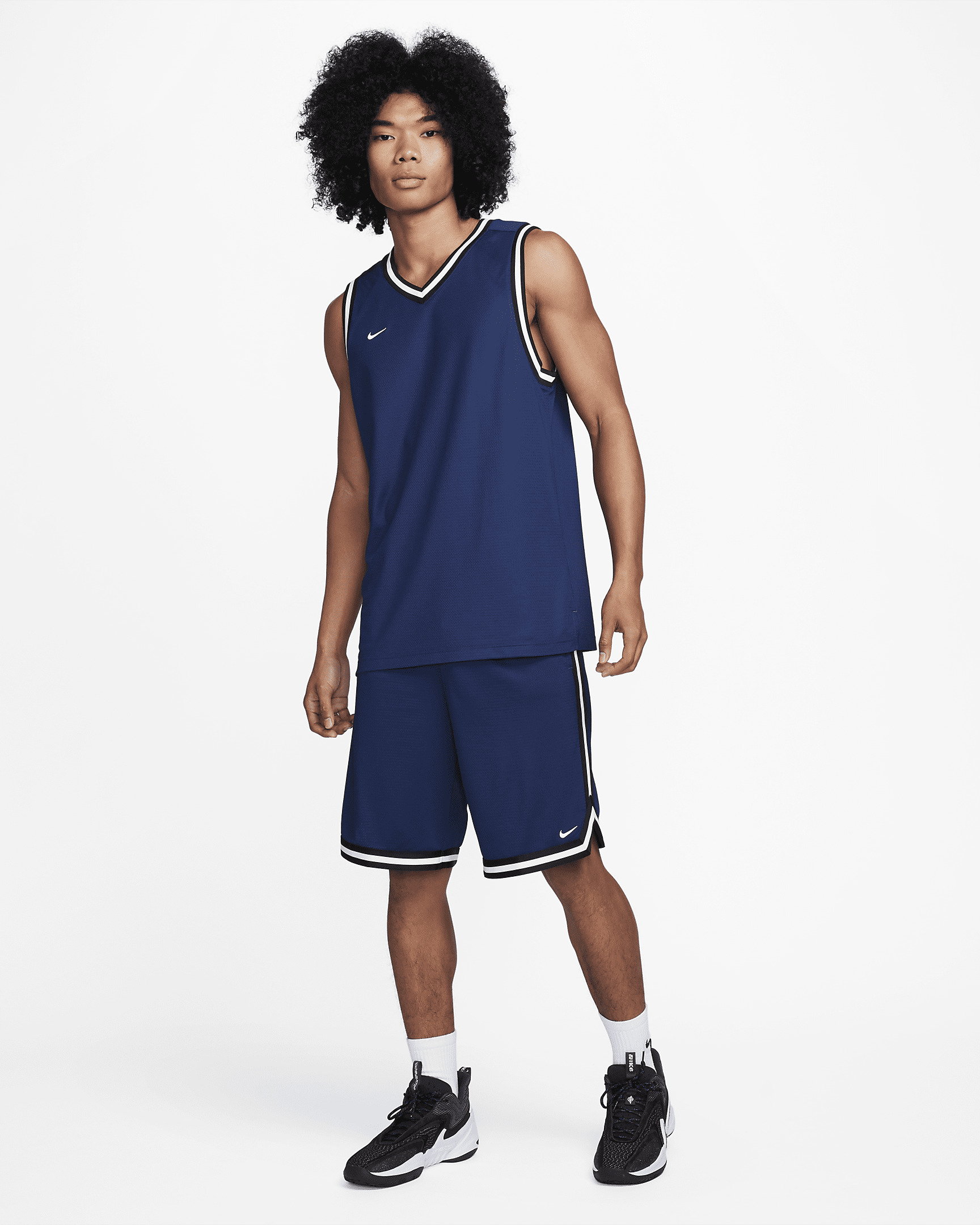 Nike DNA Men's Dri-FIT 10" Basketball Shorts - 8