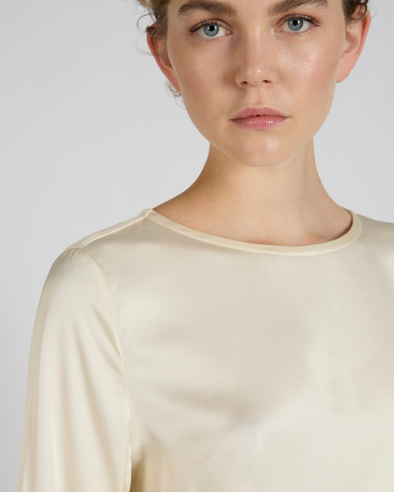 Wide fit shiny satin shirt 4