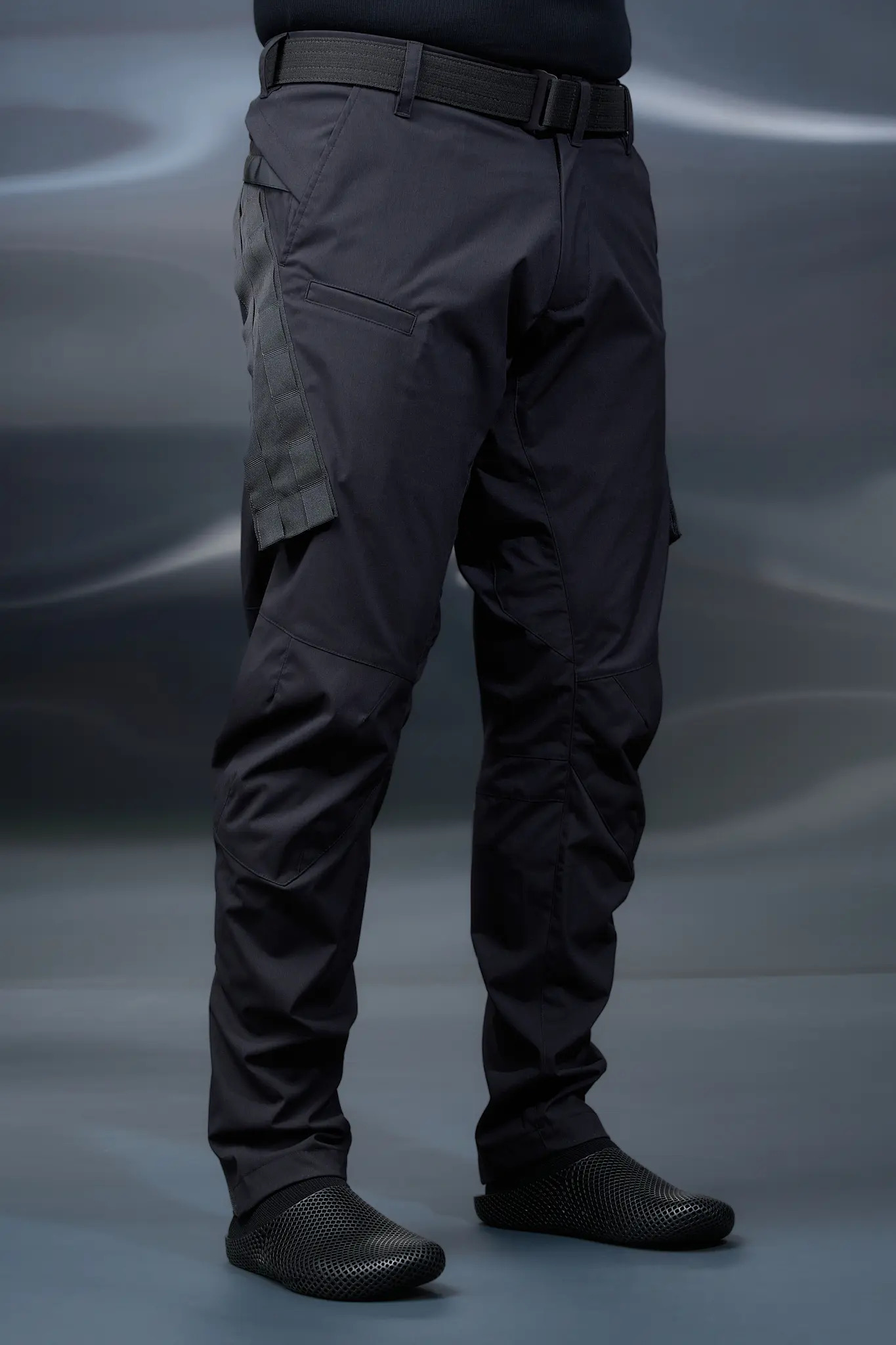 P10TS-E Encapsulated Nylon Tec Sys Articulated Pant Black - 3