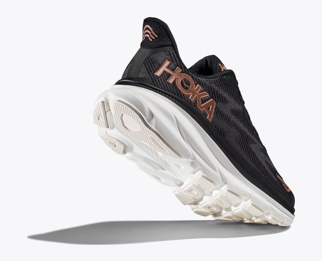Women's Clifton 9 - 4