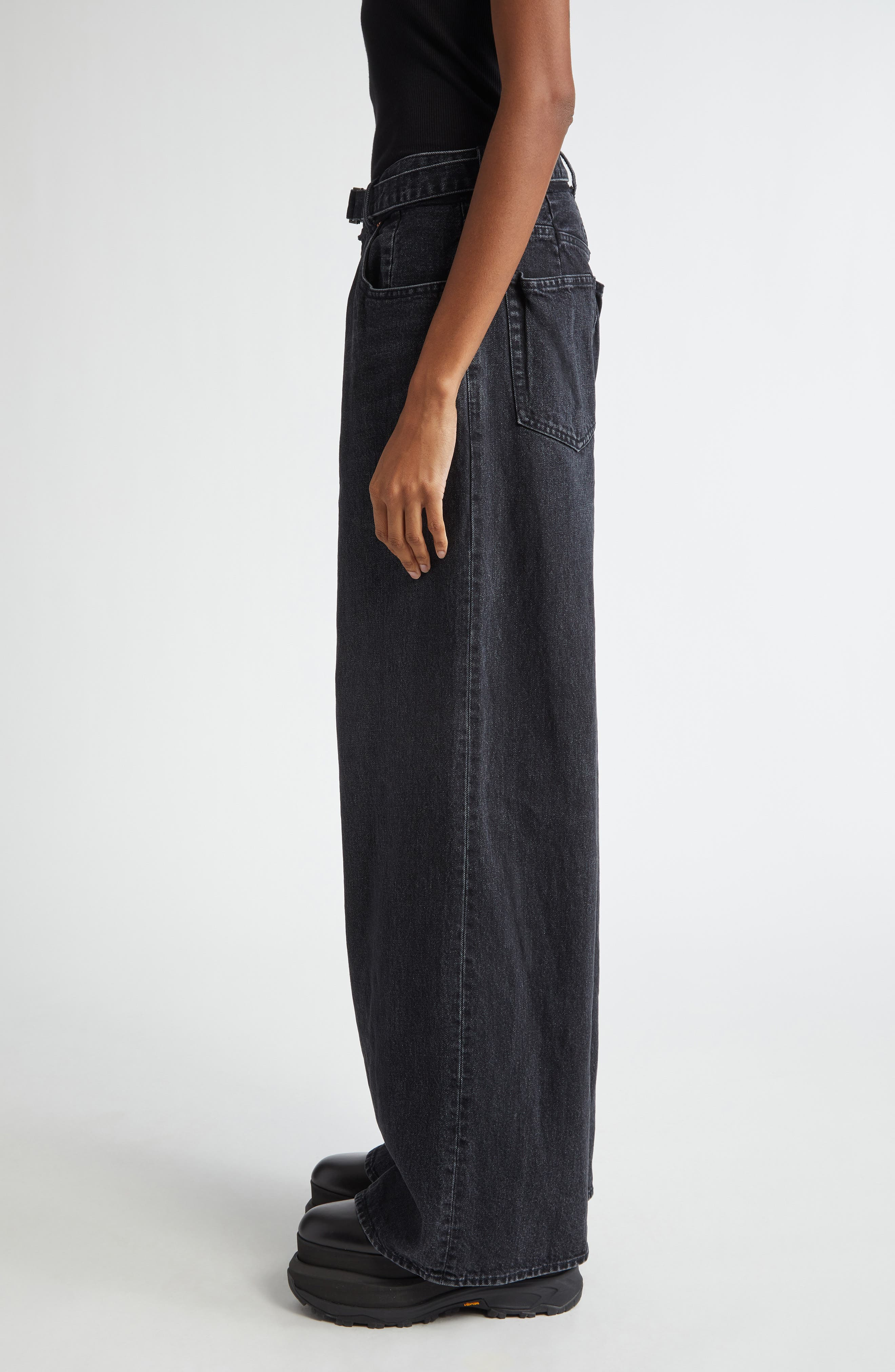 Belted Wide Leg Jeans - 4