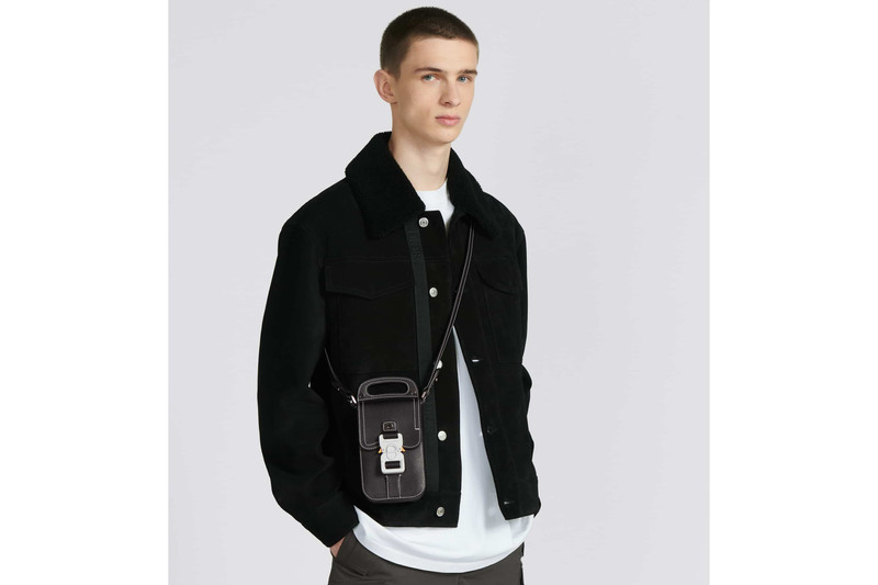 Saddle Vertical Pouch with Strap 6