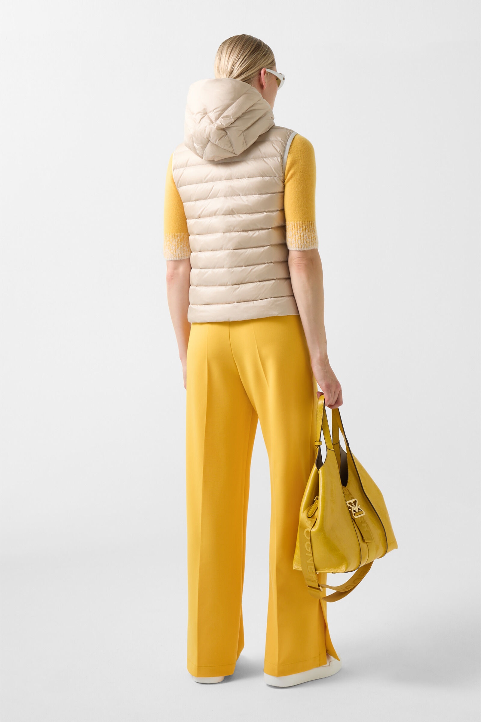 Tayra Lightweight down vest in Sand - 3