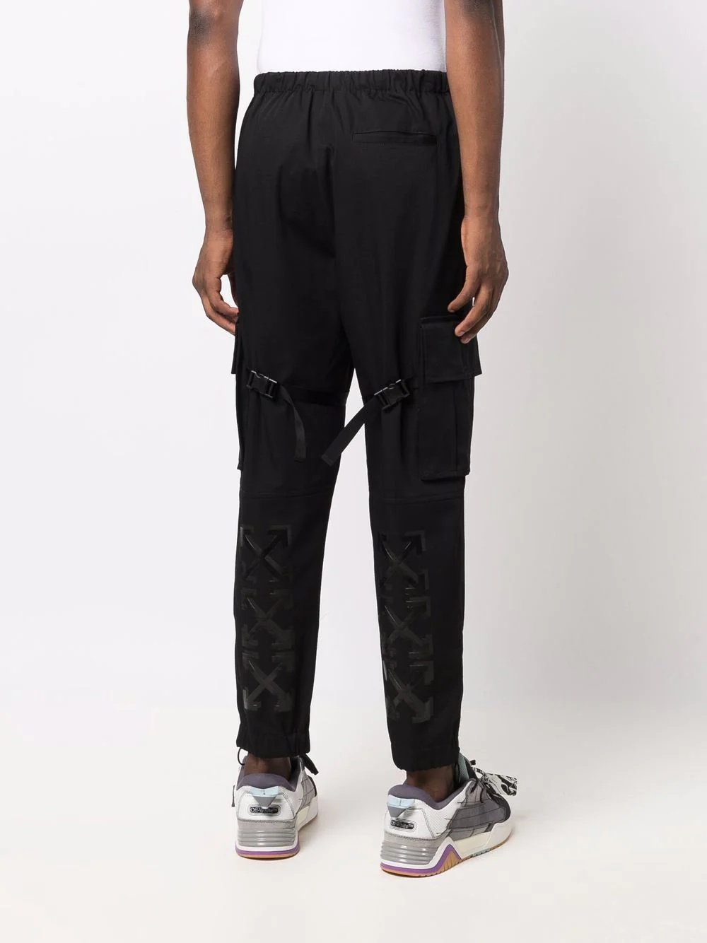 Arrows-print cargo pants - 4