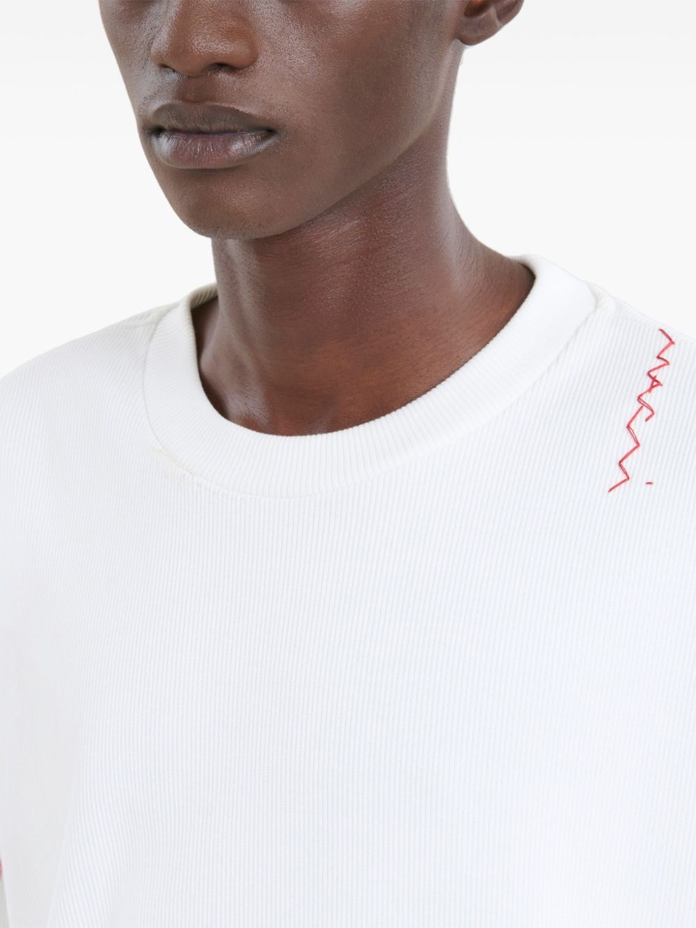 logo-embroidered T-shirt - 5