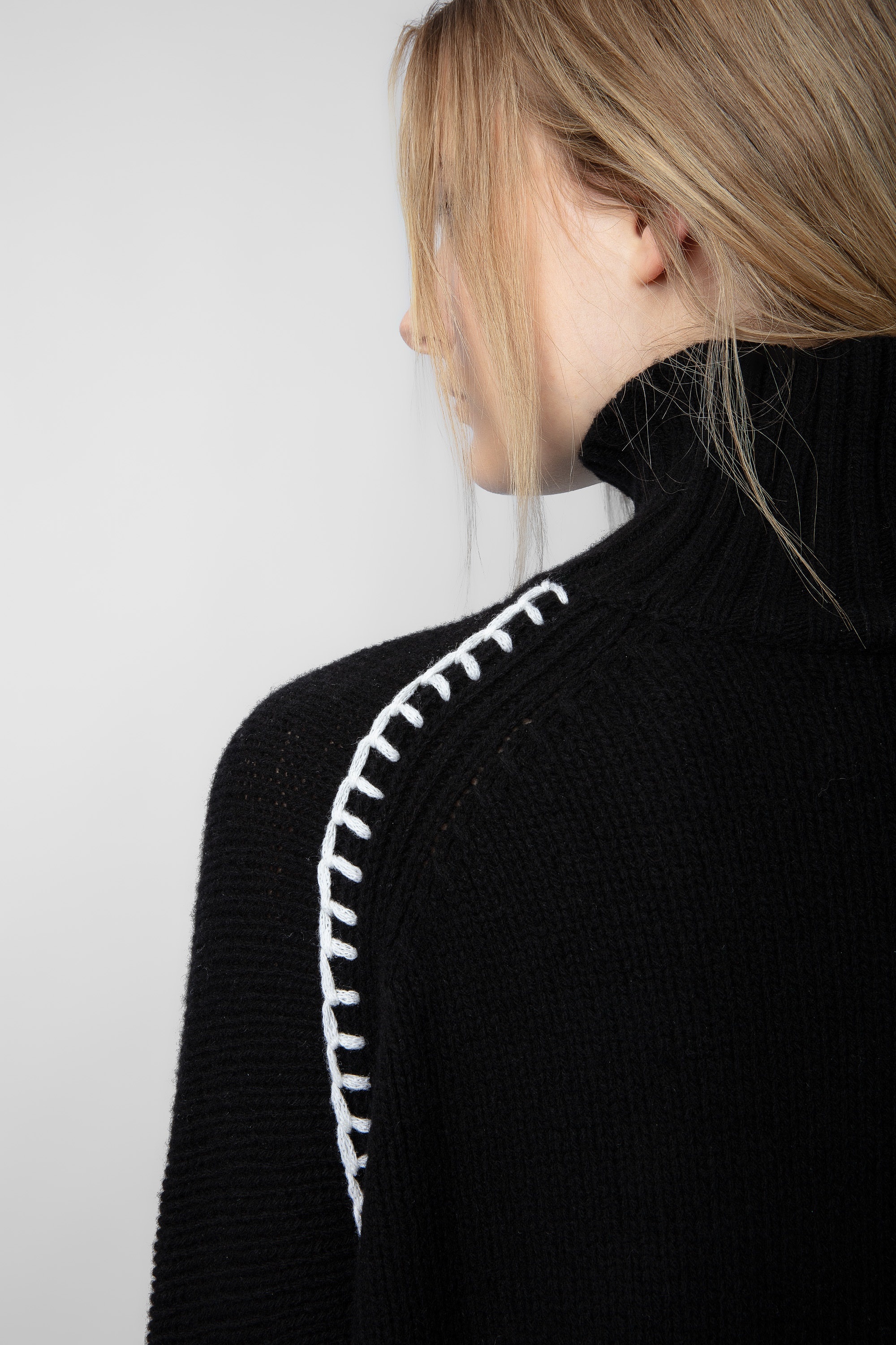 Alma JNSQ Sweater - 5