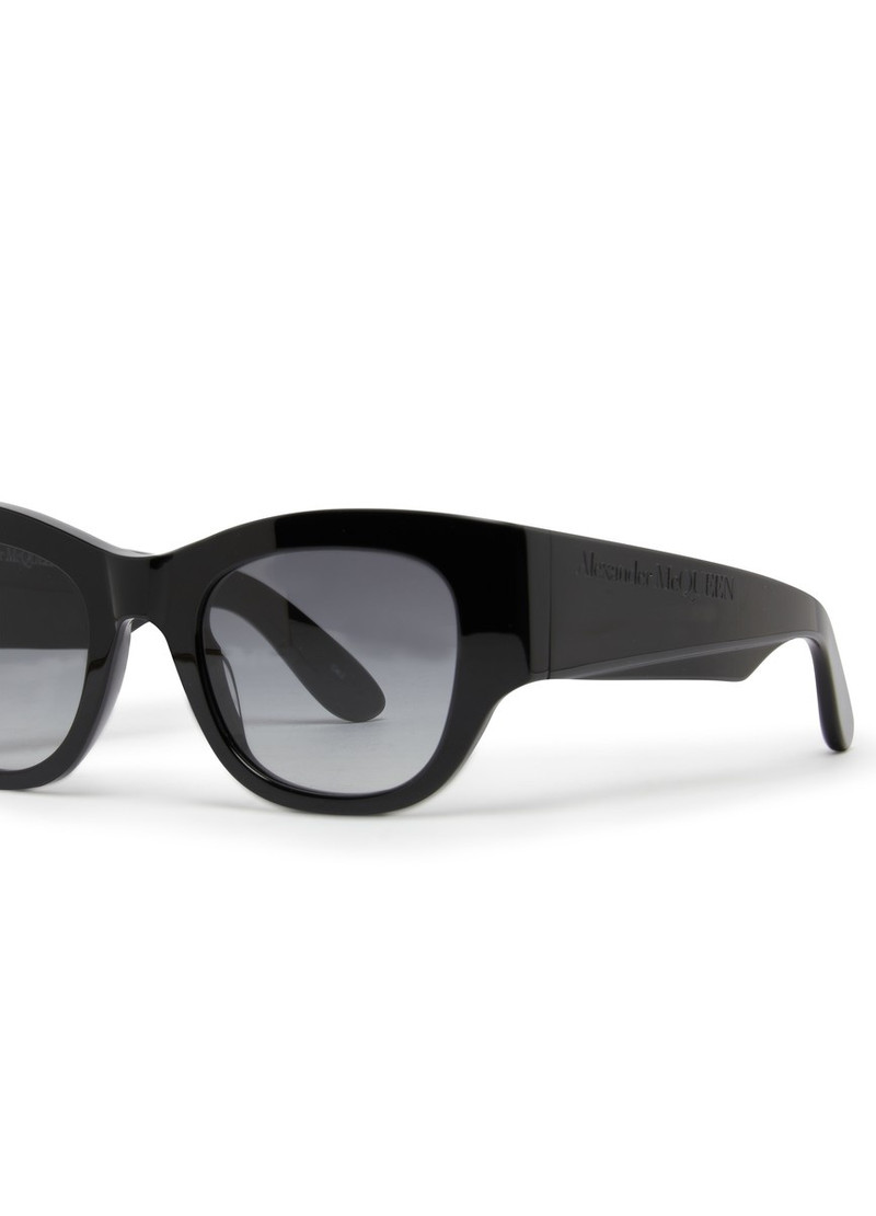Alexander McQueen Sunglasses outlook