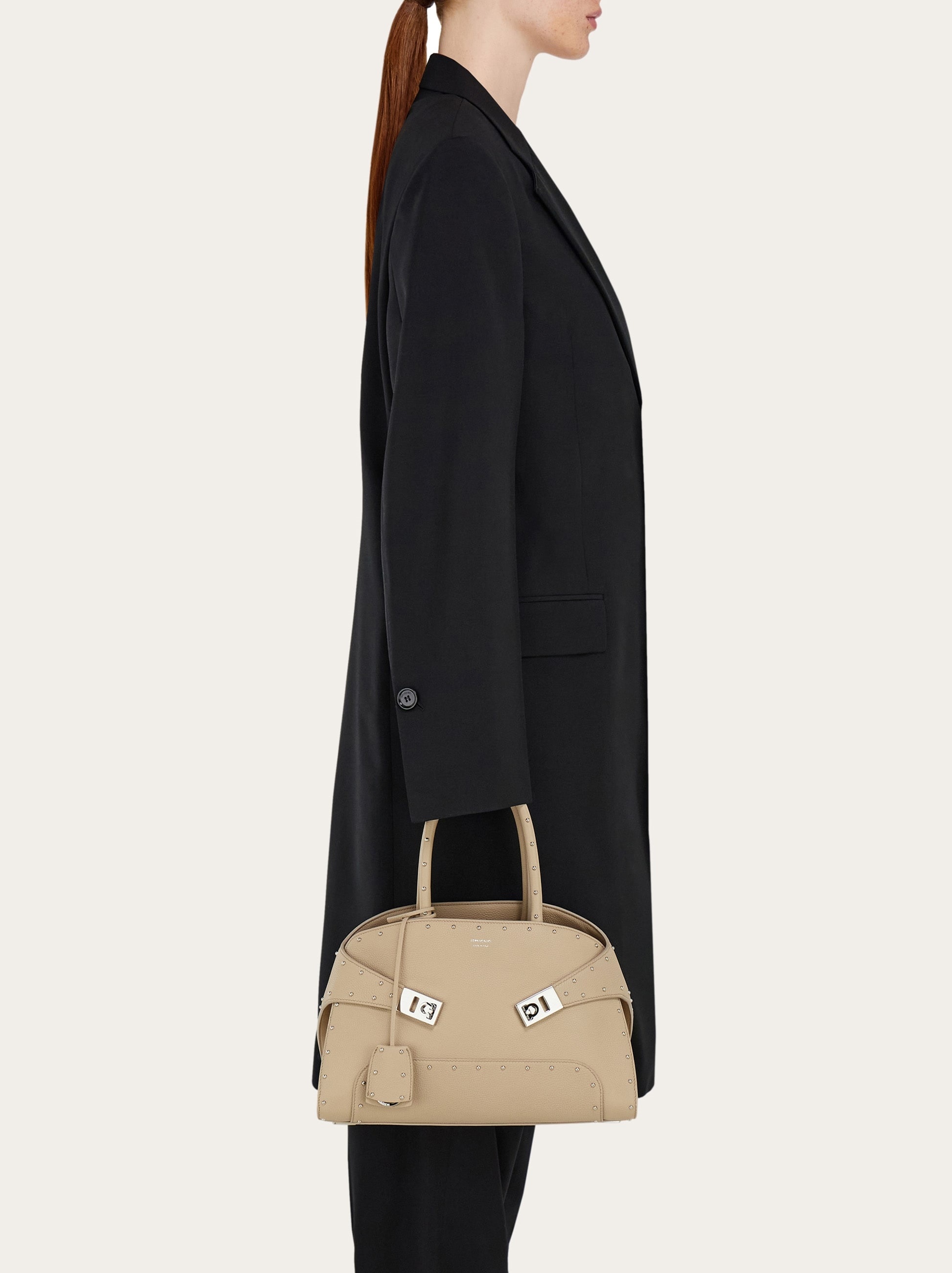 Hug handbag with studs (M) - 2