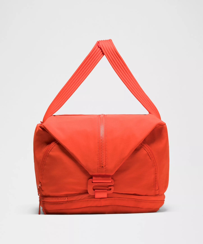 3-in-1 Gym Duffle Bag 30L 4
