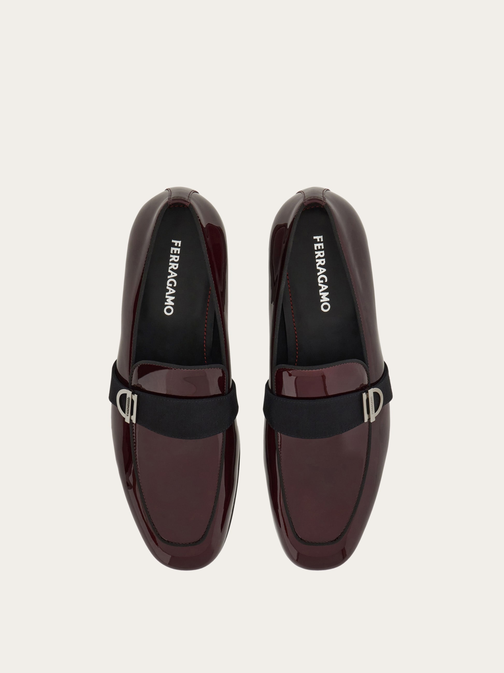 Moccasin with Gancini ornament - 2