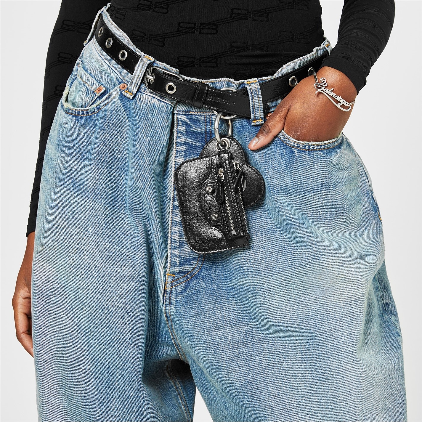 国内即発+BALENCIAGA+Le Cagole チャームベルト メタリック 国内発送☆BALENCIAGA】LE CAGOLE チャームベルト メタリック