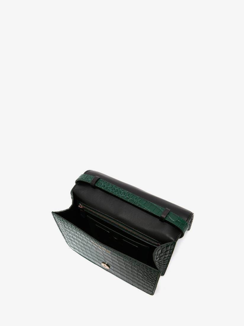 The Four Ring in Emerald - 4