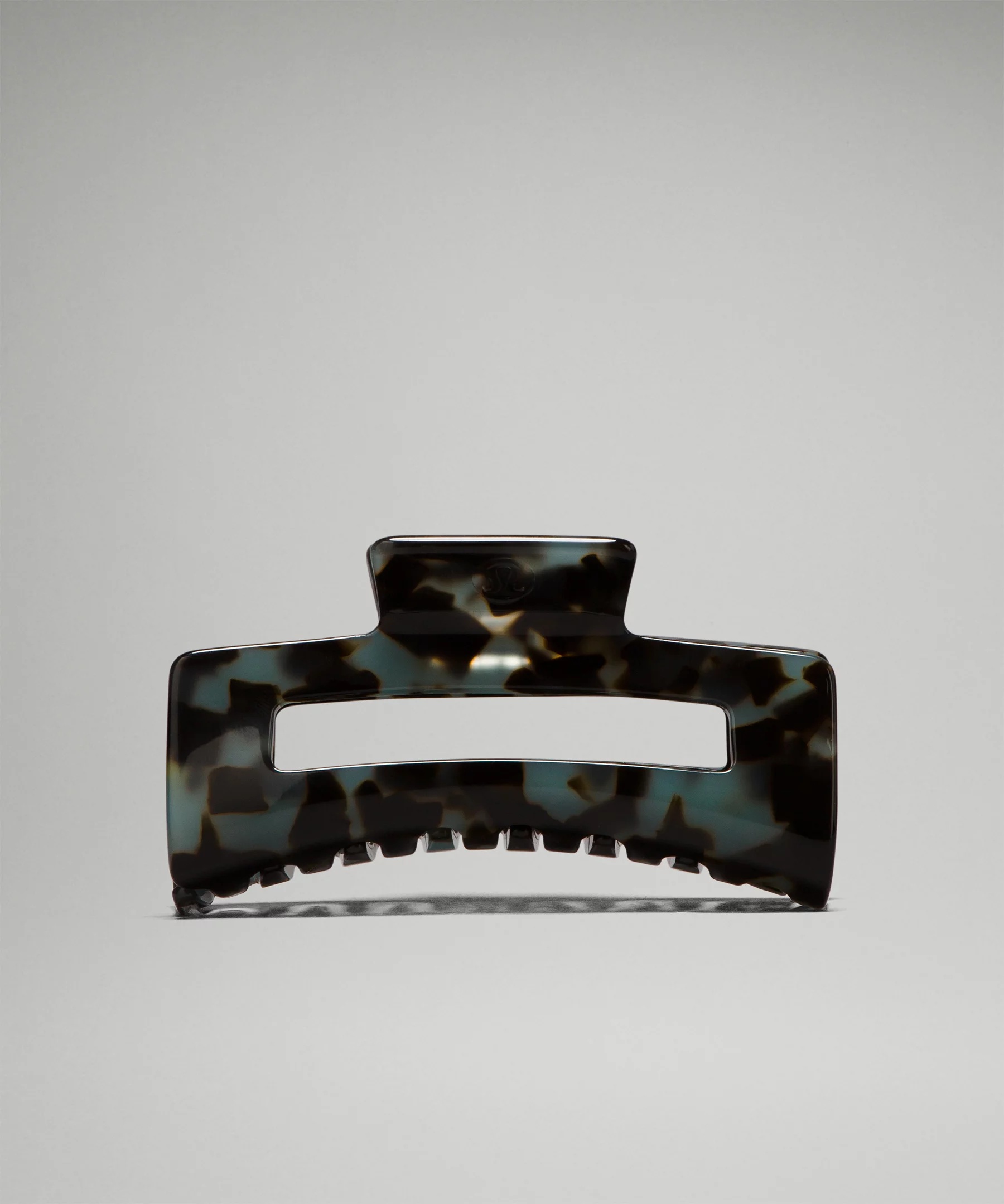 Extra Large Claw Hair Clip - 1