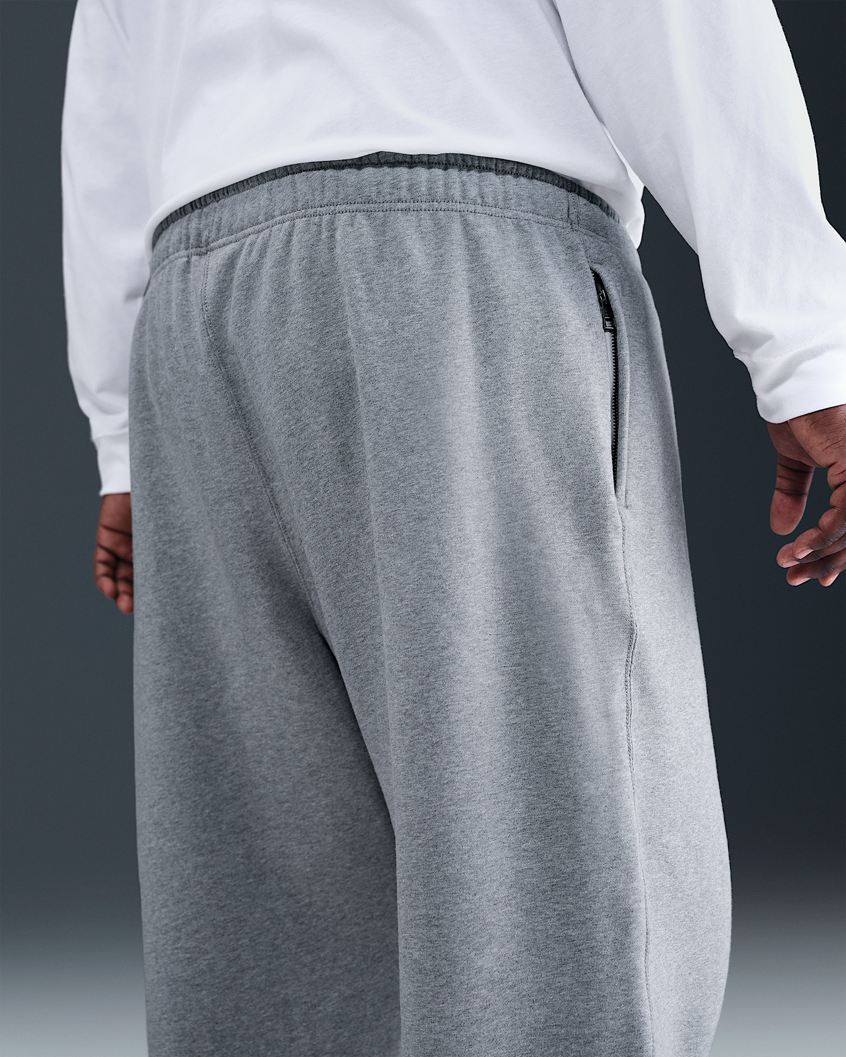 Nike Solo Swoosh Men's Cuffed Fleece Pants - 8