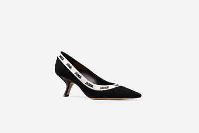 Dior J'Adior Pump outlook