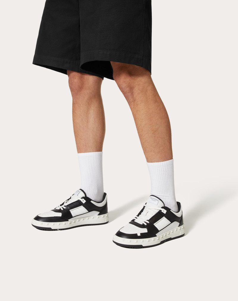 Valentino FREEDOTS LOW-TOP SNEAKER IN CALFSKIN outlook