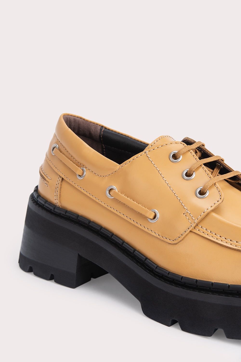 Stanley Biscuit Semi Patent Leather - 4