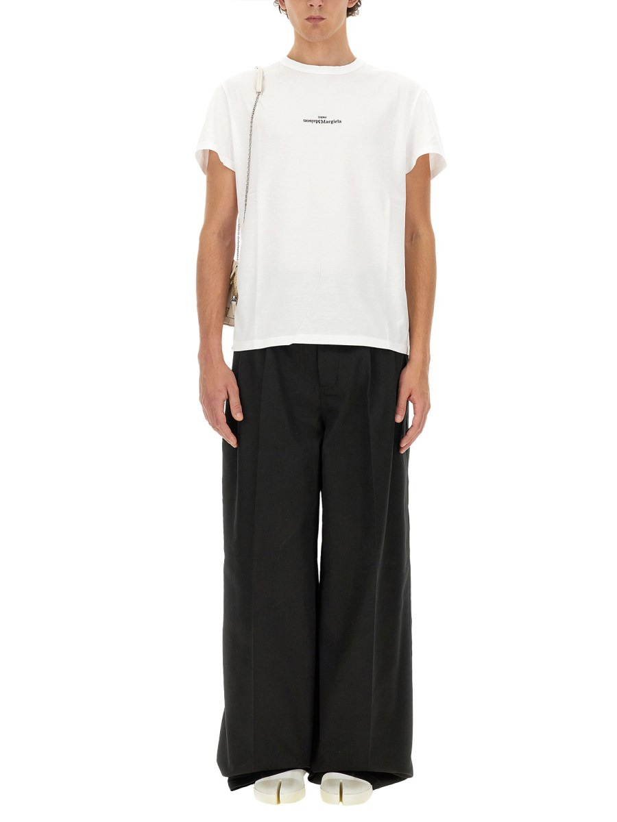 T-SHIRT CON LOGO DISTORTO - 2